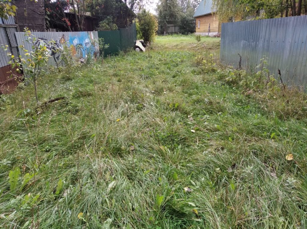 Мульчирующий покос. Солнечногорский район, дачный посёлок Поварово