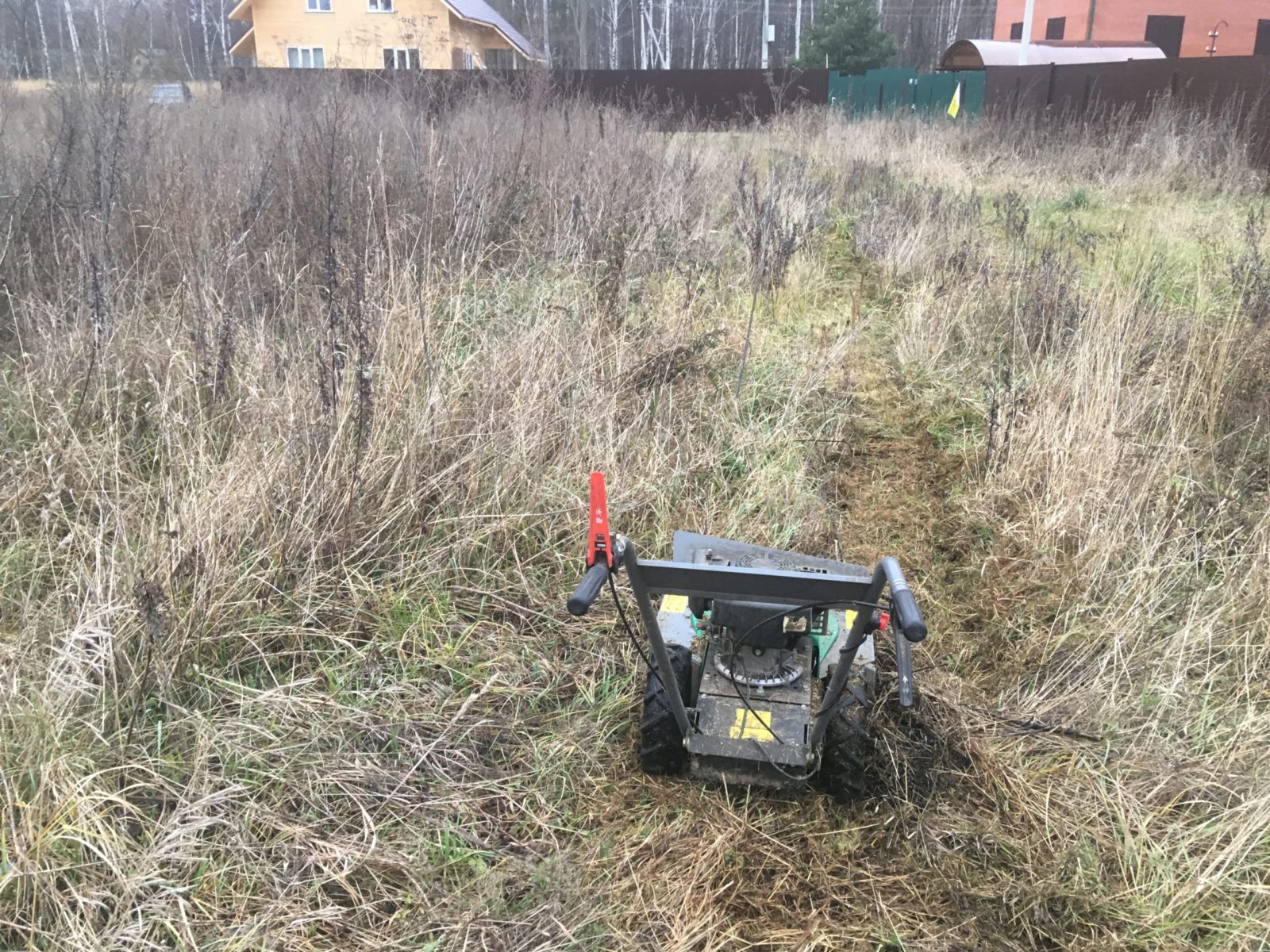 Покос на участке без сбора. ДНТ Старая Мельница-2, Раменский район